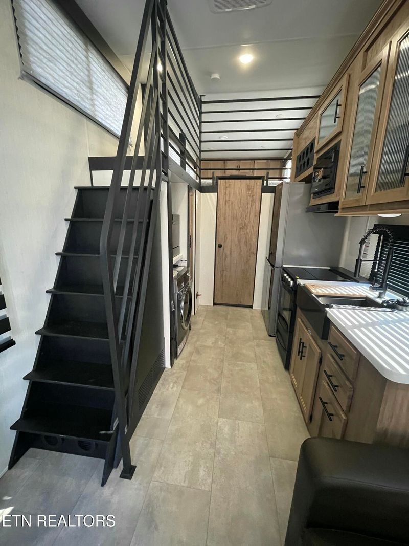 307 County Road 890, Etowah, TN 37331