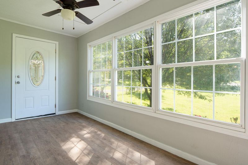 307 Lee Rd, Clinton, TN 37716