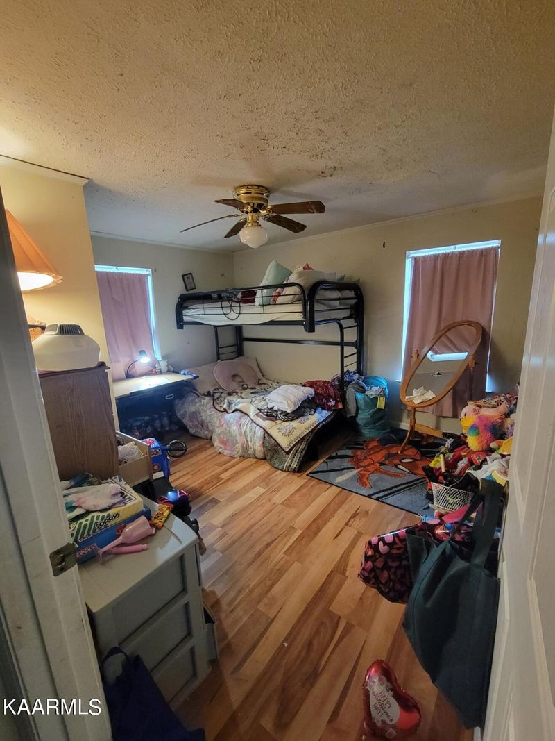 307 N 3rd St, Maryville, TN 37804