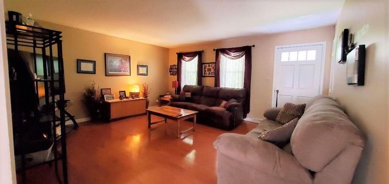 307 Ridgewood Dr, Clinton, TN 37716