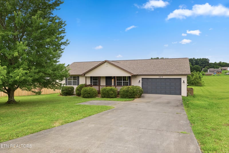 307 Vernie Lee Rd, Friendsville, TN 37737