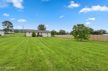 307 Vernie Lee Rd, Friendsville, TN 37737