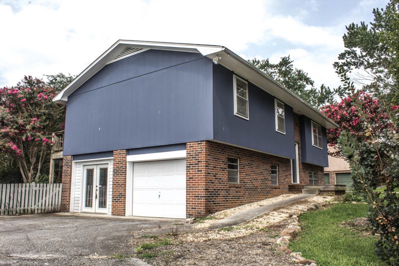 307 W Mountain View Rd, Corryton, TN 37721