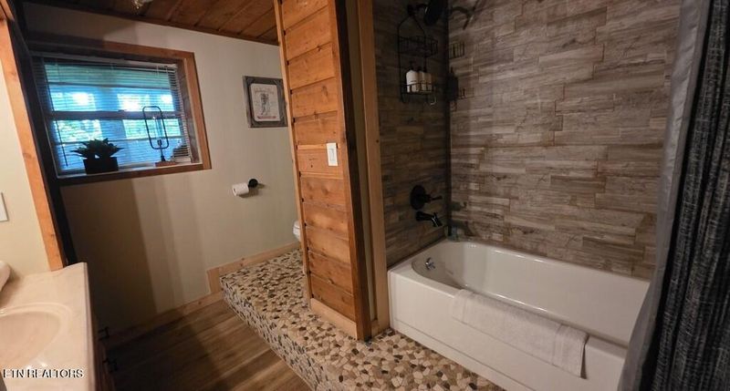 3073 Engle Town Rd, Sevierville, TN 37862
