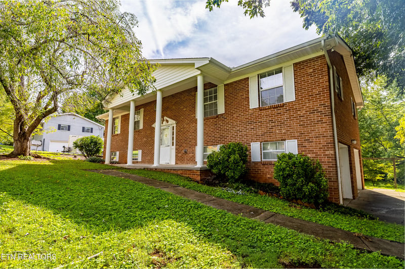 3073 Marvin Cir, Maryville, TN 37803
