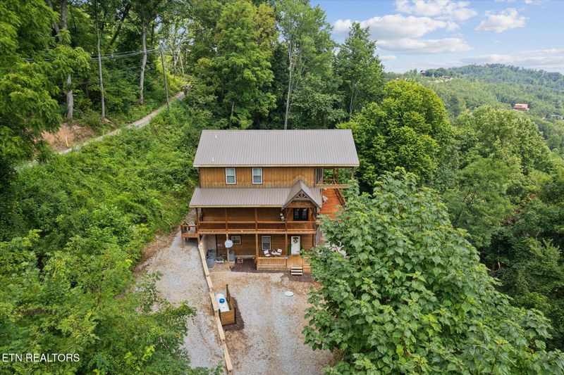 3074 Walters Way, Sevierville, TN 37862