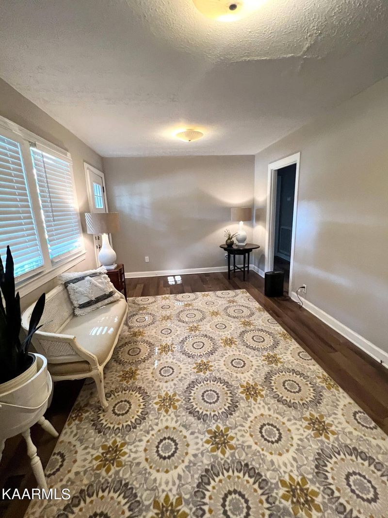 308 Alabama Ave, Clinton, TN 37716