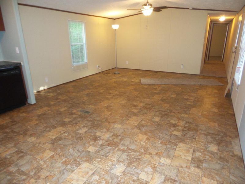 308 Buckner Rd, Philadelphia, TN 37846