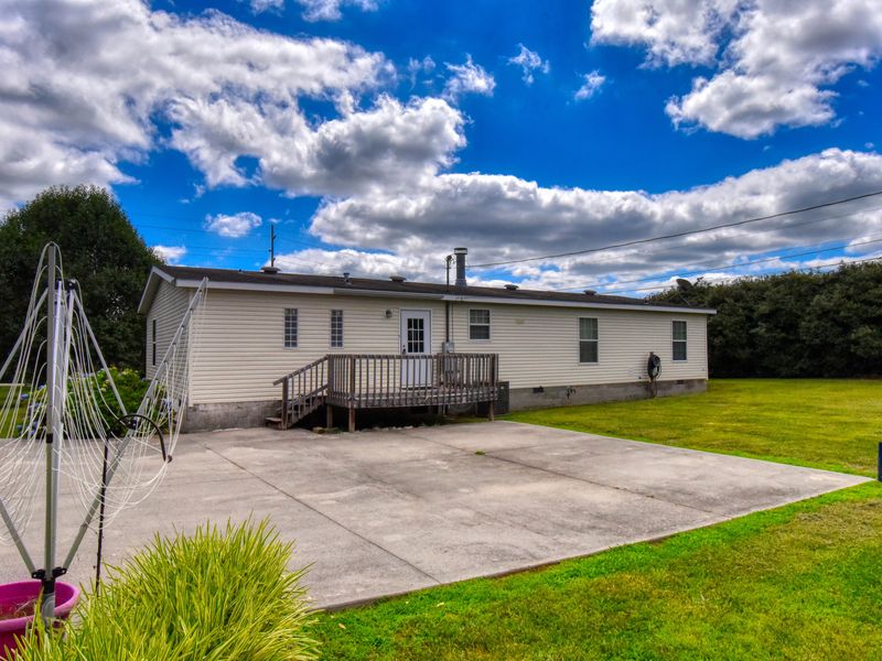 308 Calhoun Rd, Lafollette, TN 37766