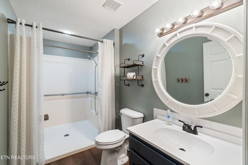 308 De Armond Rd, Kingston, TN 37763