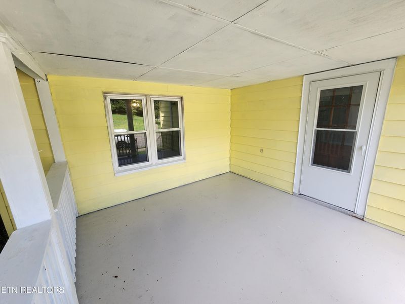 308 E Prospect St, Lafollette, TN 37766