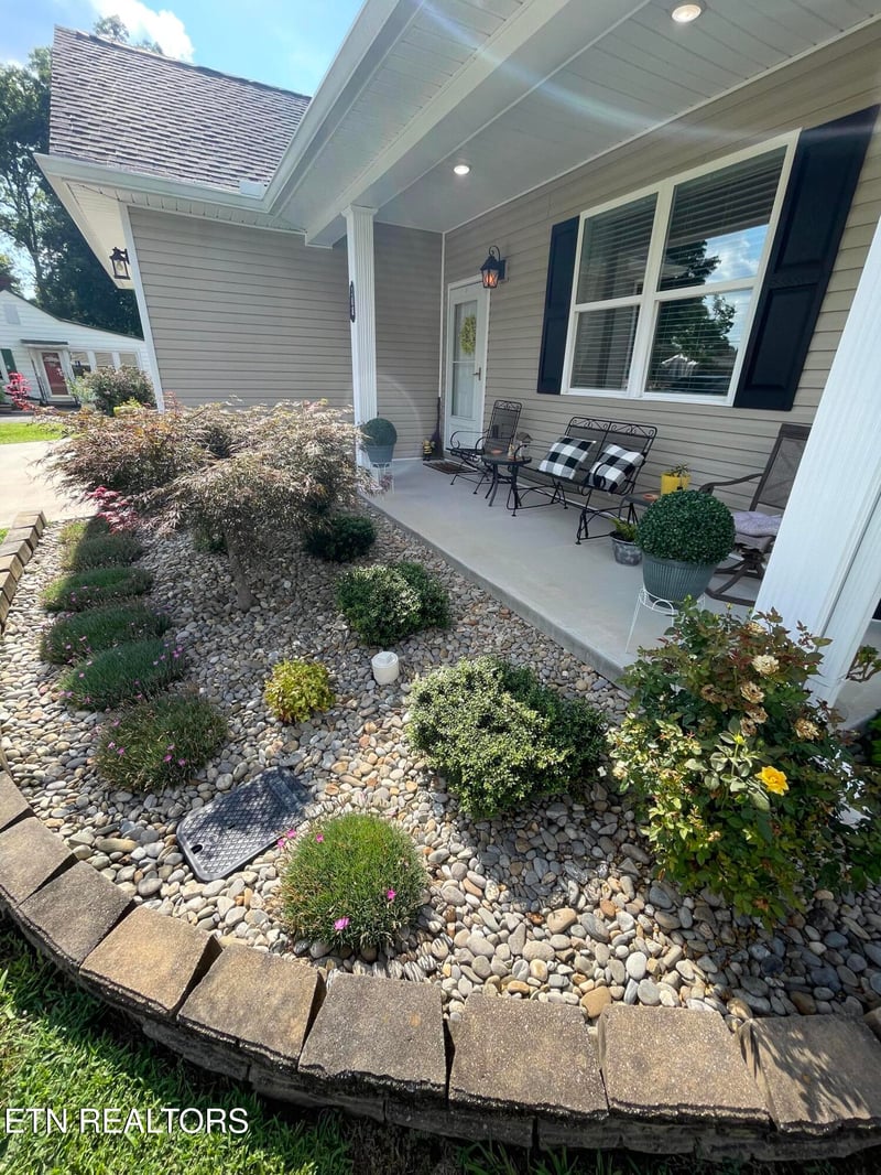 308 Englewood Rd, Madisonville, TN 37354