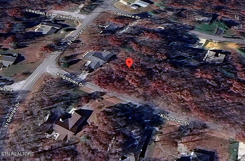 308 Kings Down Dr, Crossville, TN 38558