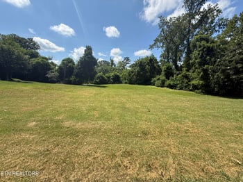 308 Ross Springs Dr, Maryville, TN 37803