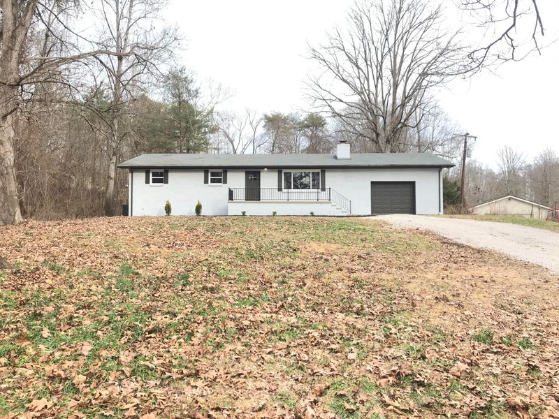 308 S Carter School Rd, Strawberry Plains, TN 37871