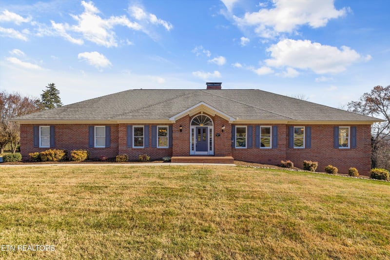 308 Triple Crown Blvd, Farragut, TN 37934
