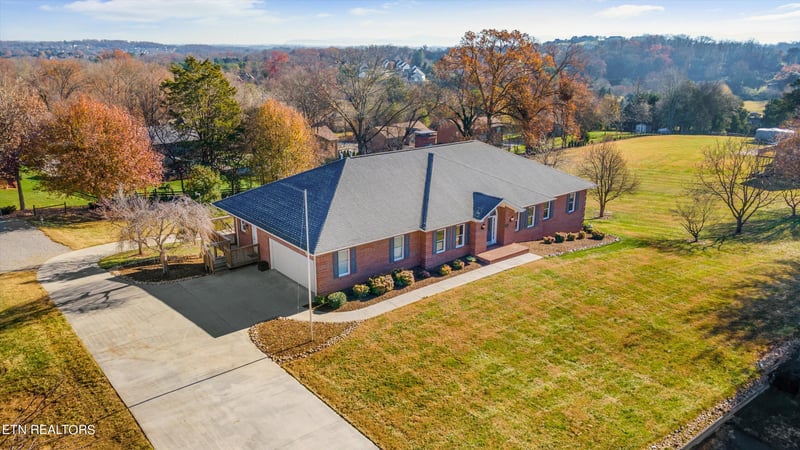 308 Triple Crown Blvd, Farragut, TN 37934