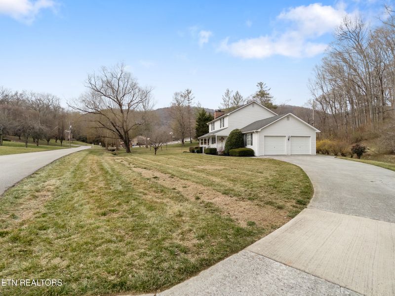 308 Wheeler Ln, Lafollette, TN 37766
