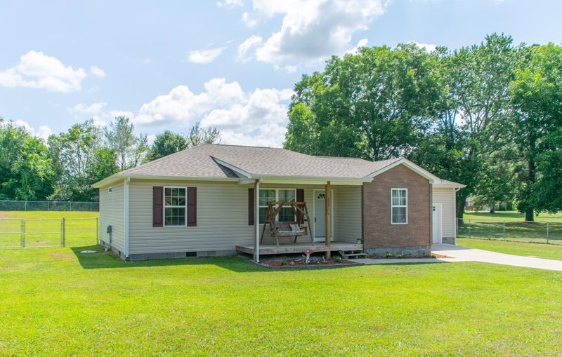309 Bryson St, Athens, TN 37303