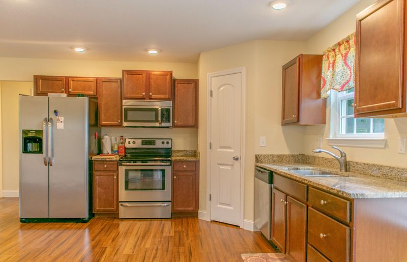 309 Bryson St, Athens, TN 37303