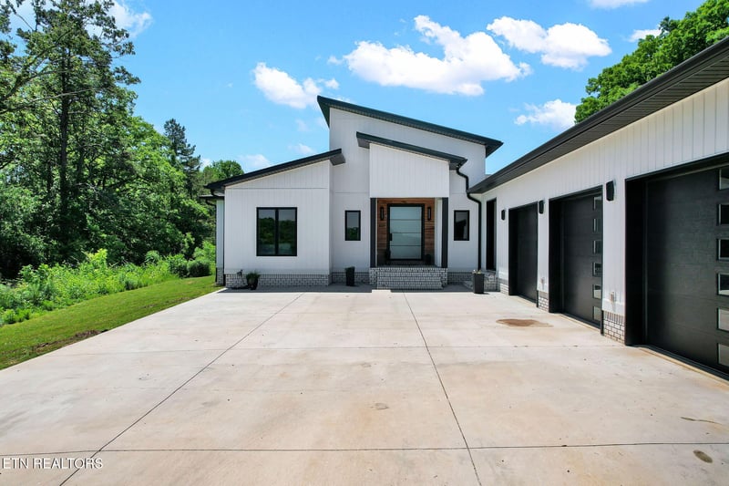 309 County Road 197, Athens, TN 37303