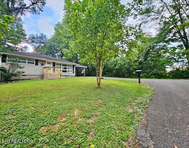 309 Devaney Ln, Oliver Springs, TN 37840
