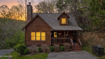 309 Elk Cove Way, Gatlinburg, TN 37738