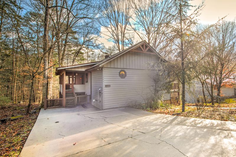 309 Laurel Rd, Townsend, TN 37882