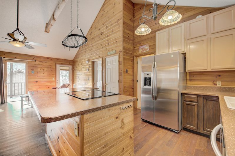 309 Laurel Rd, Townsend, TN 37882