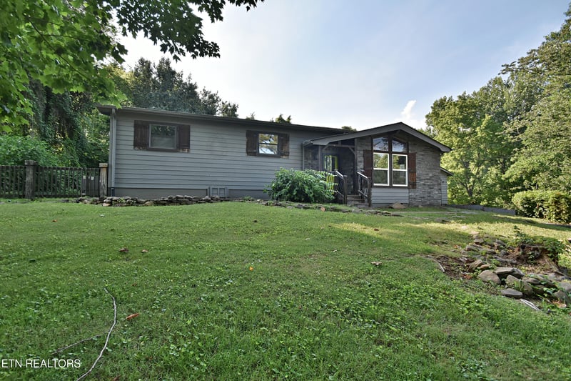 309 Perry Ln, Seymour, TN 37865