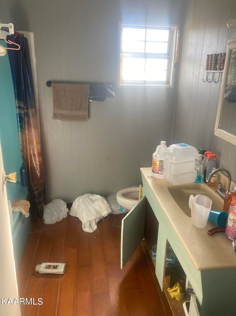 309 Redmon Rd, Wartburg, TN 37887