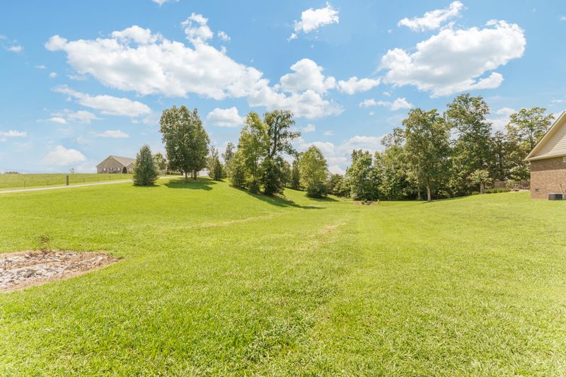 309 Sawyers Ct, Seymour, TN 37865