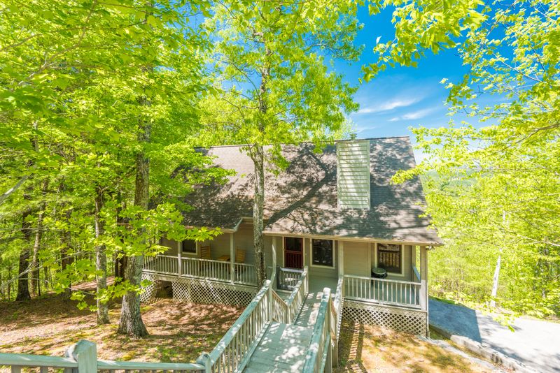 309 Slate Quarry Point Rd, Townsend, TN 37882