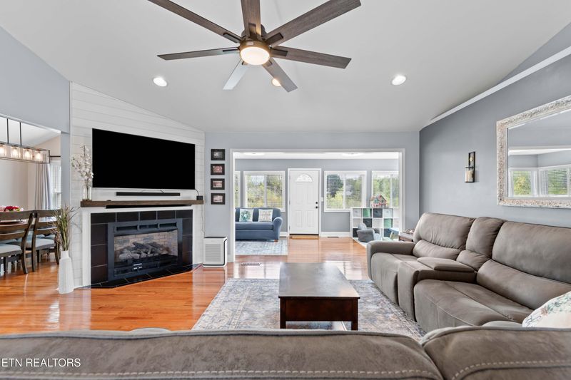 309 Strata Ct, Seymour, TN 37865