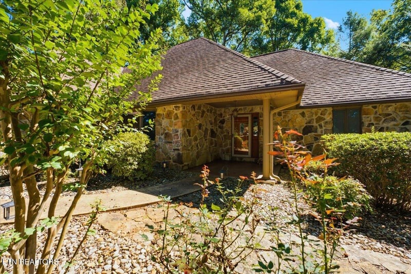 309 Tigitsi Way, Loudon, TN 37774