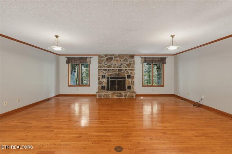 309 Tigitsi Way, Loudon, TN 37774