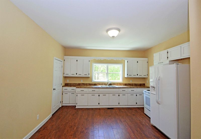 309 Walden Ave, Harriman, TN 37748