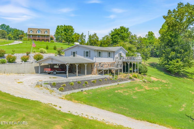 3091 Dutch Valley Rd, Washburn, TN 37888