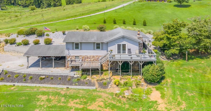 3091 Dutch Valley Rd, Washburn, TN 37888