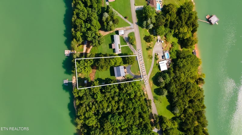 3095 Misty Hill Ln, Morristown, TN 37814