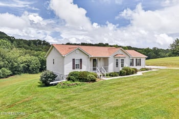 3099 Highway 68, Crossville, TN 38555