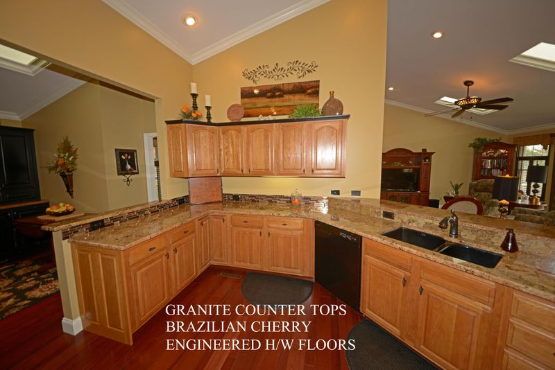 31 Amesbury Cir, Fairfield Glade, TN 38558