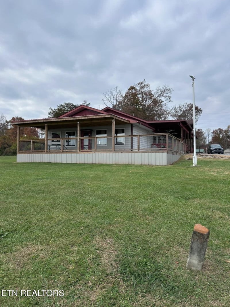 31 Confederate Rd, Crossville, TN 38571