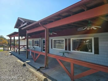 31 Confederate Rd, Crossville, TN 38571
