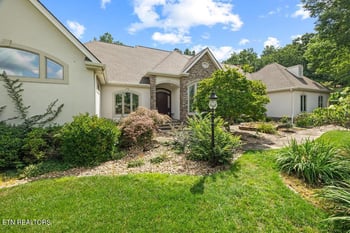 31 Markham Ter, Crossville, TN 38558