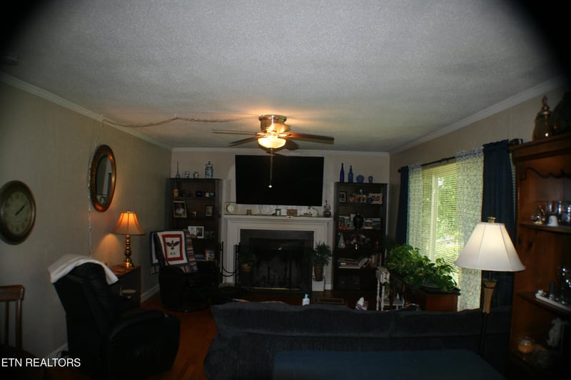 310 Cardinal St, Maryville, TN 37803