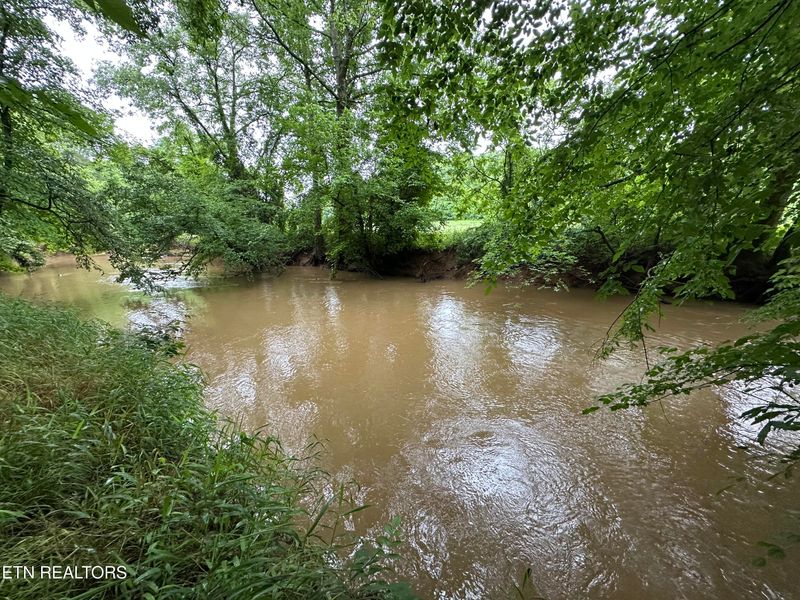 310 County Road 616, Athens, TN 37303