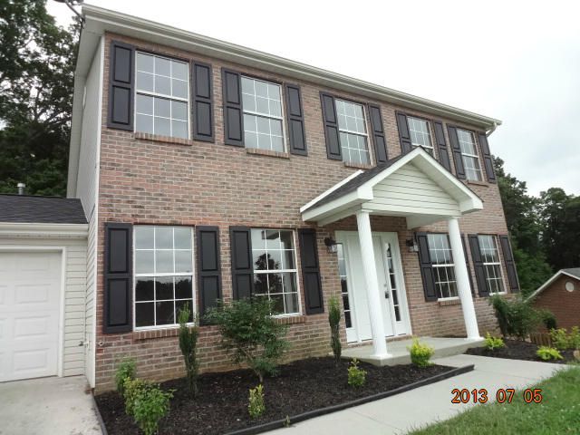 310 Fox Hunters Ct, Powell, TN 37849