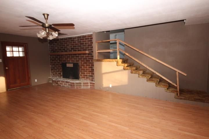 310 Georgia Ave, Etowah, TN 37331