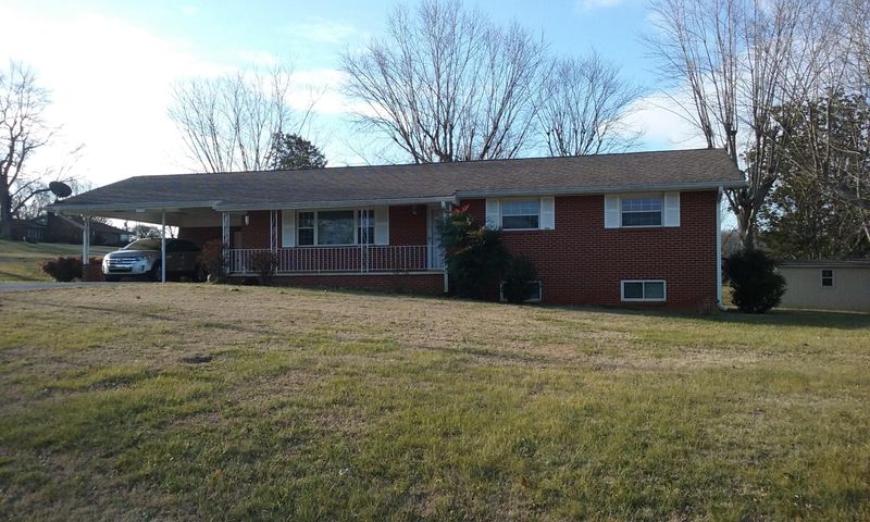 310 Georgia St, Loudon, TN 37774